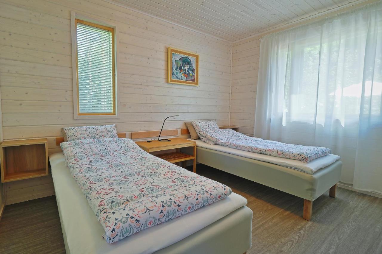 Villa Maria Cottages Jaala Exteriör bild