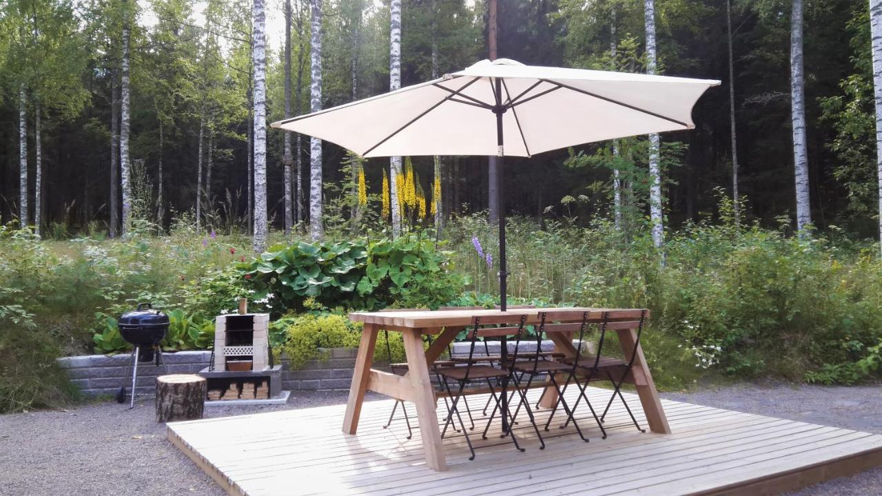 Villa Maria Cottages Jaala Exteriör bild