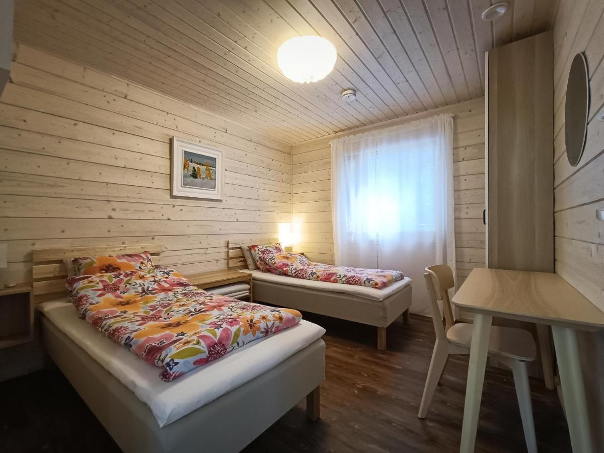 Villa Maria Cottages Jaala Exteriör bild