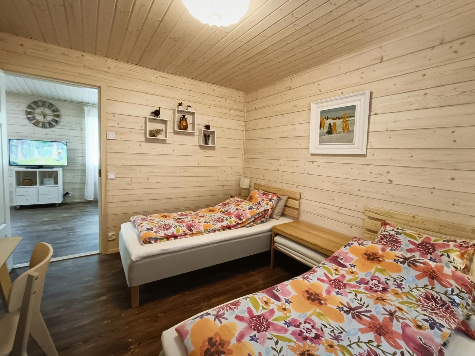 Villa Maria Cottages Jaala Exteriör bild