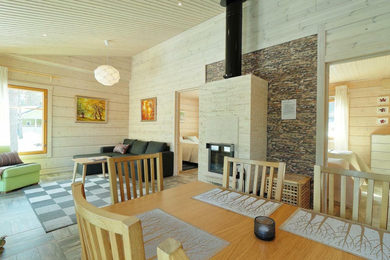 Villa Maria Cottages Jaala Exteriör bild