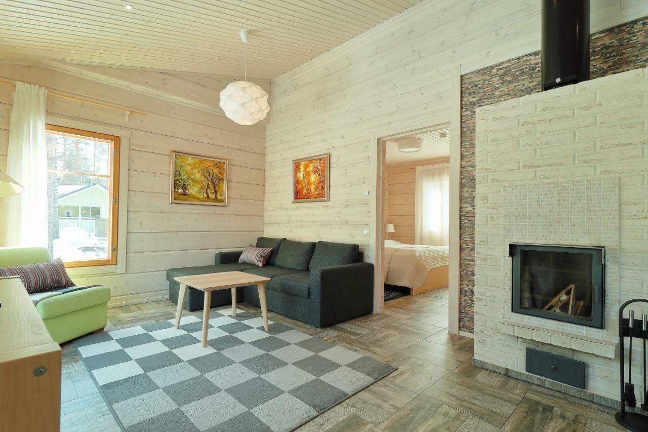Villa Maria Cottages Jaala Exteriör bild