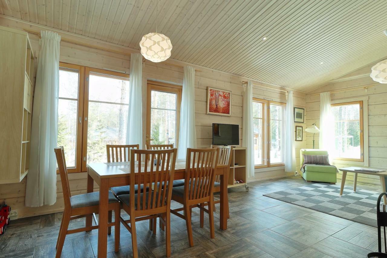 Villa Maria Cottages Jaala Exteriör bild